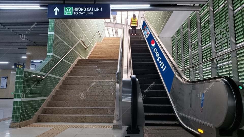 quảng cáo trên tàu cát linh hà đông